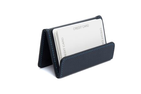 Porte carte : quelles sont les matières les plus résistantes ? porte carte